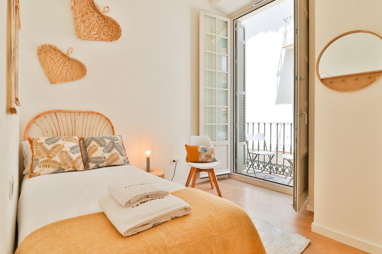 C74 - Marvelous 3 Bedroom Apartment In Historical Málaga Eksteriør bilde