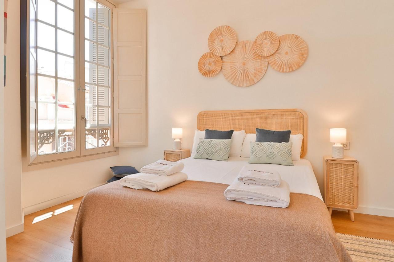 C74 - Marvelous 3 Bedroom Apartment In Historical Málaga Eksteriør bilde