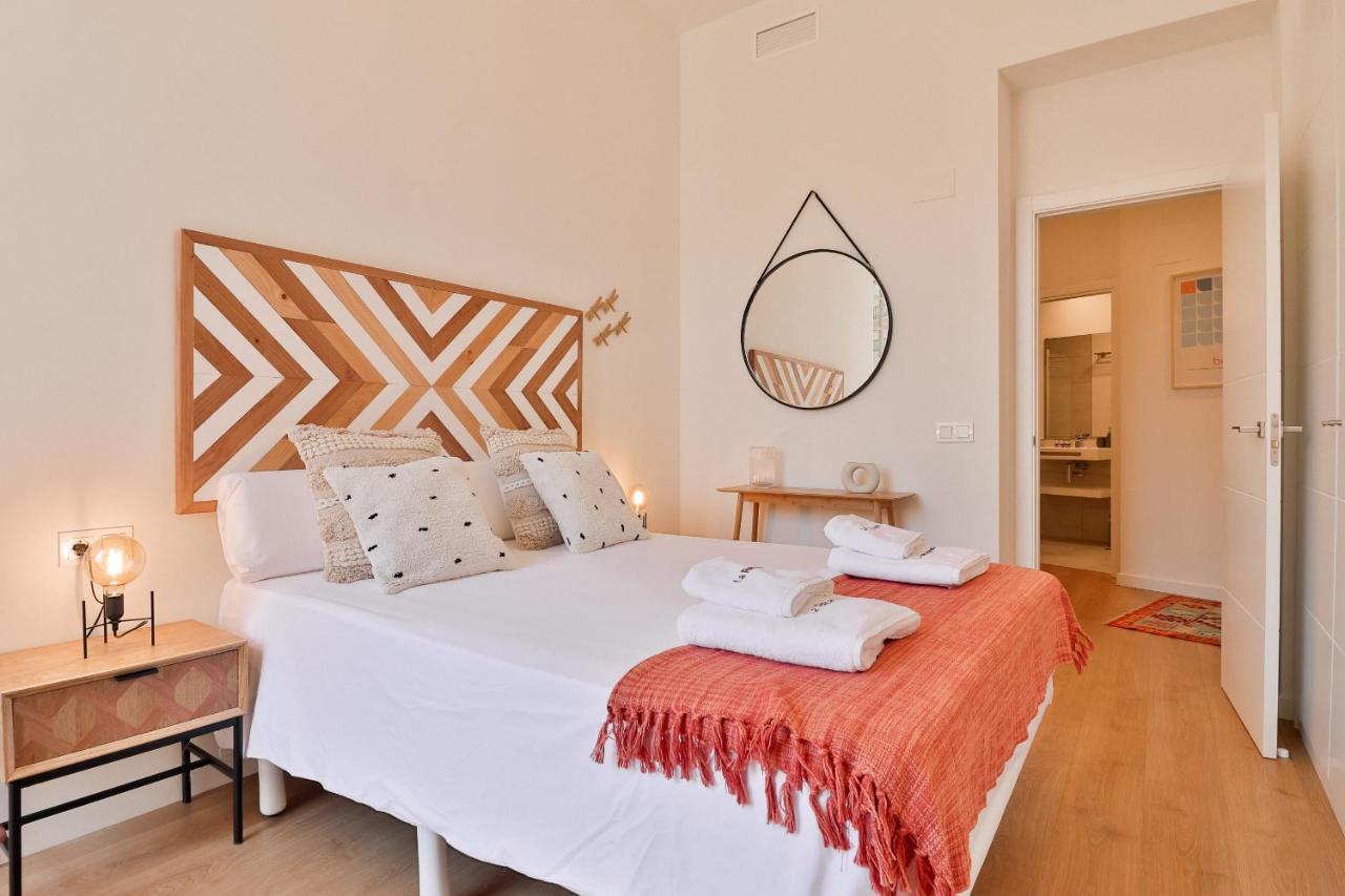 C74 - Marvelous 3 Bedroom Apartment In Historical Málaga Eksteriør bilde