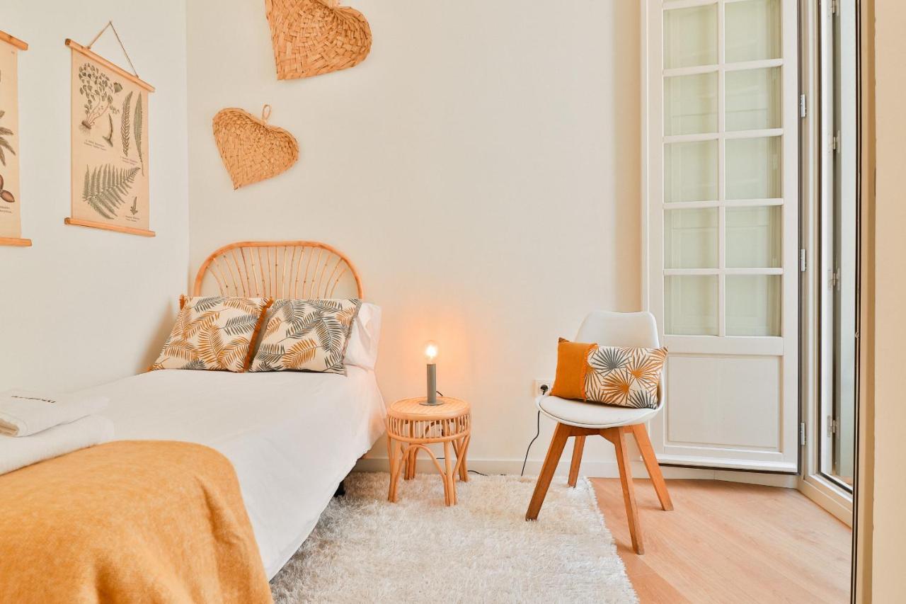 C74 - Marvelous 3 Bedroom Apartment In Historical Málaga Eksteriør bilde